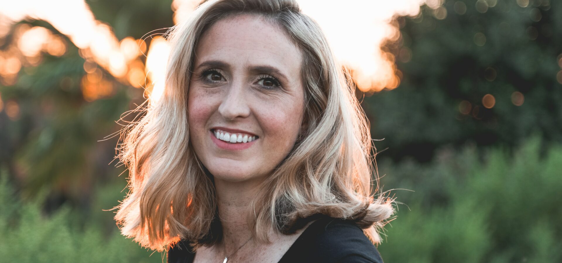 Warum ist mein Periodenblut Braun und schwach