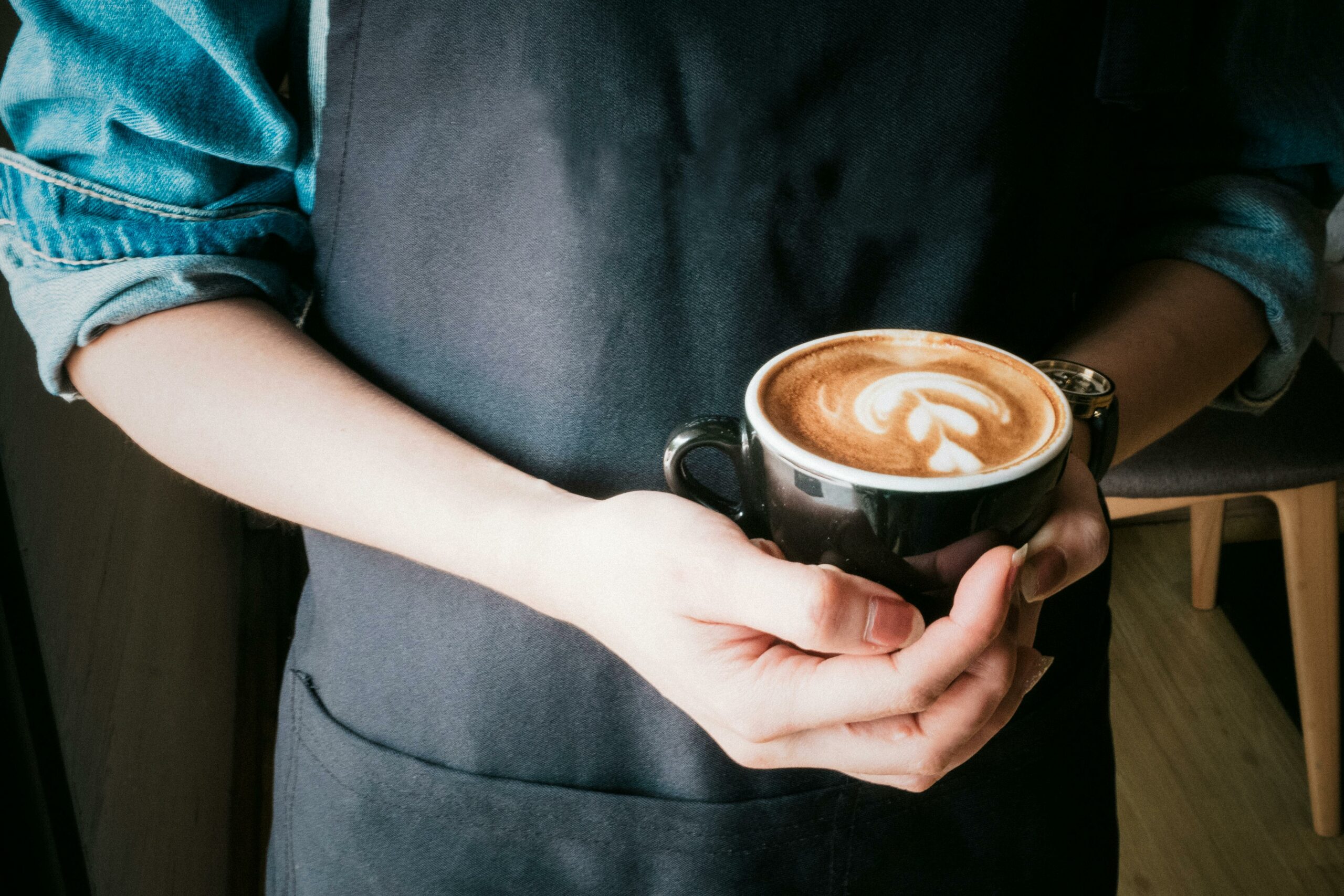 Kann ich entkoffeinierten Kaffee in der Schwangerschaft trinken