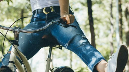 Scheide brennt nach fahrradfahren