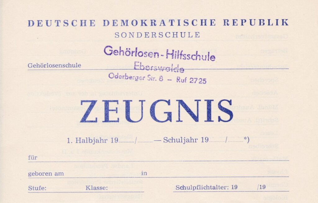 Zeugnisformular mit GHS-Stempel